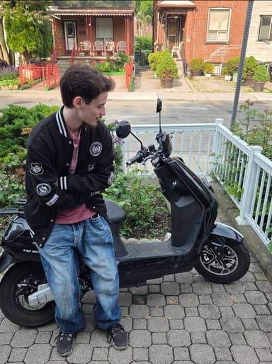 Profile Picture main user avatar