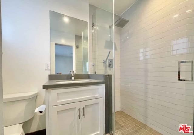 1 Bedroom 2 Bathroom main photo