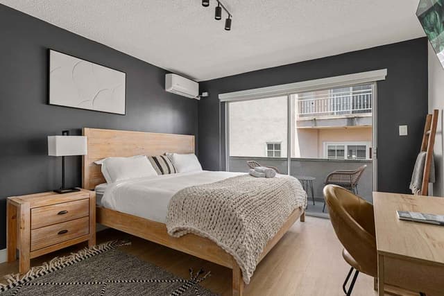 Single Room in 3 Bedroom Apartment main photo