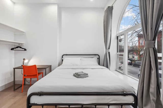 Private Room main photo