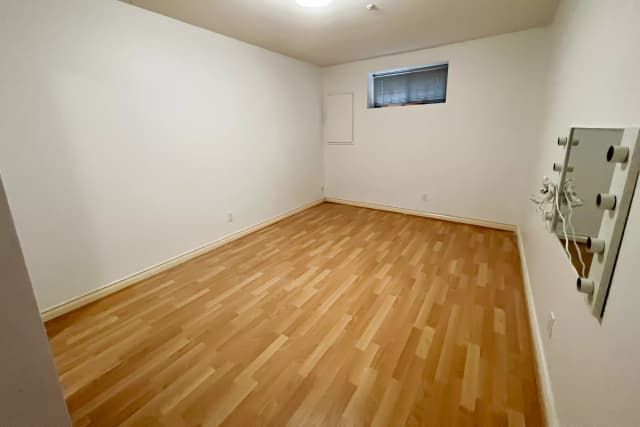 Shannon Basement Room (1 Bed 1 Bath) main photo