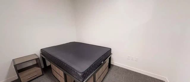 2x2 Ancillary | Room in 2 Bedroom 2 Bathroom main photo