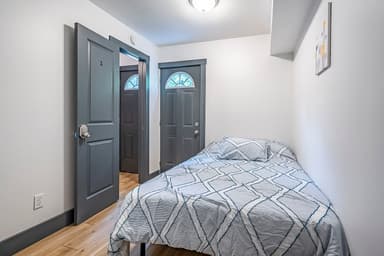 Place Preview main user avatar