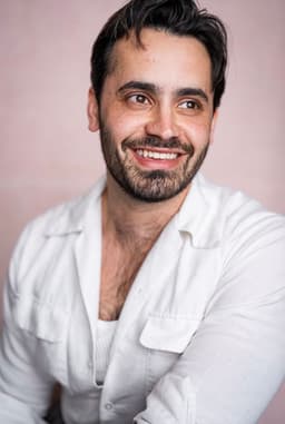 Oscar Barreau Hughes