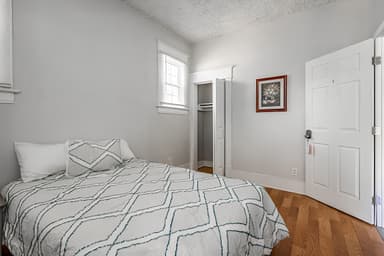 Place Preview main user avatar