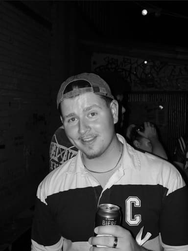 Profile Picture main user avatar