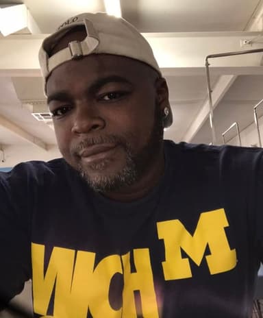 Profile Picture main user avatar