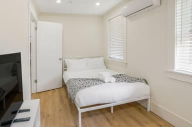 Place Preview main user avatar