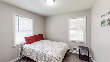 Place Preview main user avatar