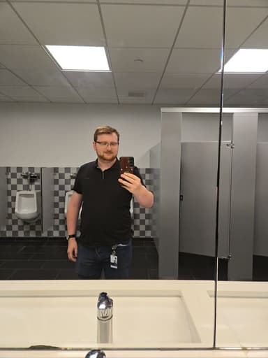 Profile Picture main user avatar