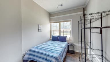 Place Preview main user avatar