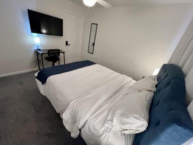 Place Preview main user avatar