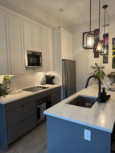 Place Preview main user avatar