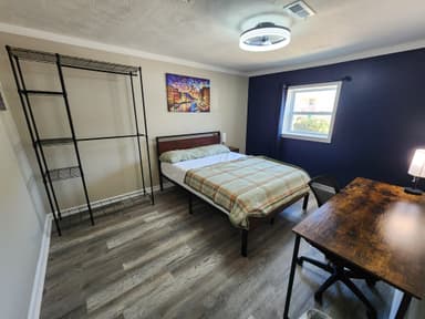 Place Preview main user avatar