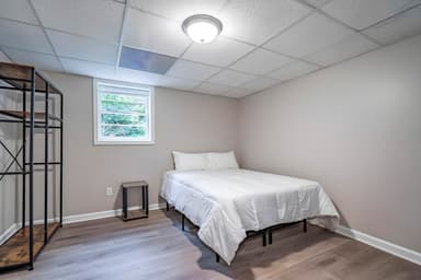 Place Preview main user avatar