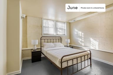 Place Preview main user avatar