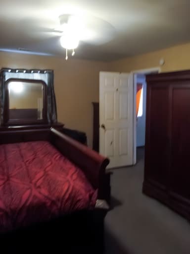 Place Preview main user avatar