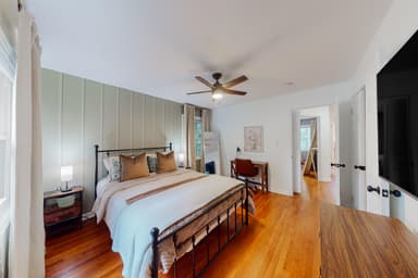 Place Preview main user avatar