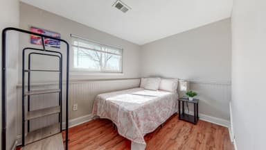 Place Preview main user avatar