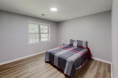 Place Preview main user avatar