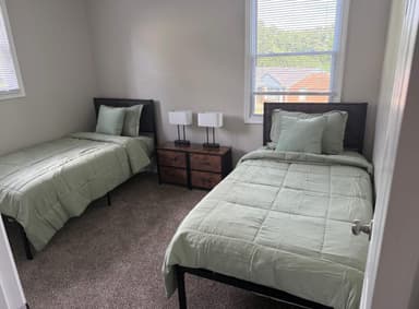 Place Preview main user avatar