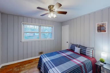 Place Preview main user avatar