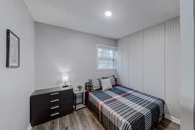 Place Preview main user avatar