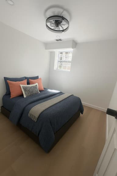 Place Preview main user avatar