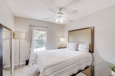 Place Preview main user avatar