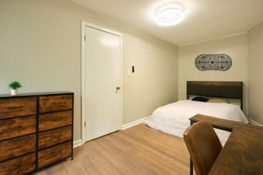 Place Preview main user avatar