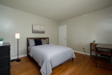 Place Preview main user avatar