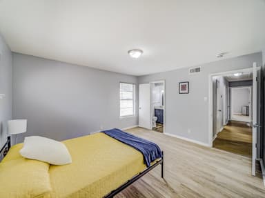 Place Preview main user avatar