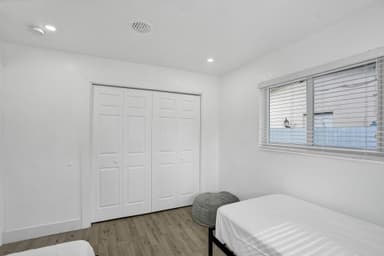 Place Preview main user avatar