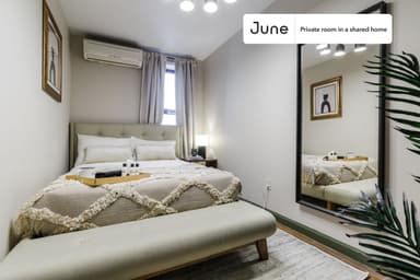 Place Preview main user avatar