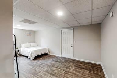 Place Preview main user avatar