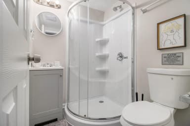 Place Preview main user avatar