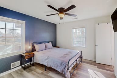 Place Preview main user avatar