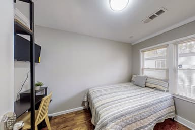 Place Preview main user avatar