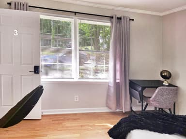 Place Preview main user avatar