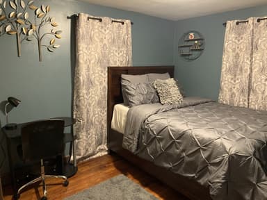 Place Preview main user avatar