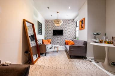 Place Preview main user avatar