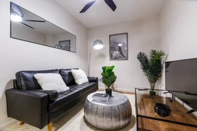 Place Preview main user avatar