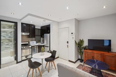 Place Preview main user avatar