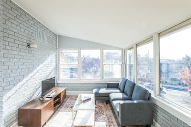 Place Preview main user avatar