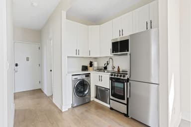 Place Preview main user avatar