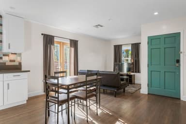 Place Preview main user avatar