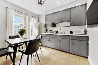 Place Preview main user avatar