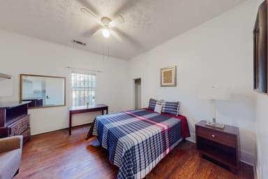 Place Preview main user avatar