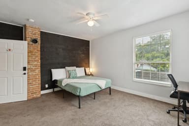 Place Preview main user avatar