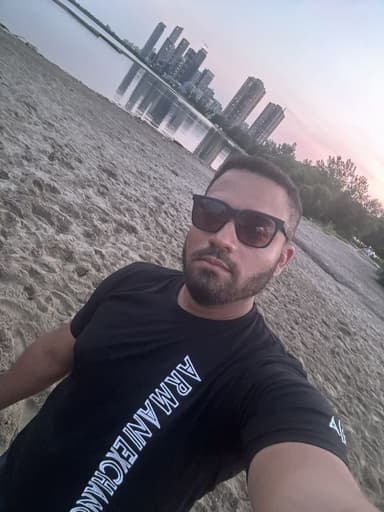 Profile Picture main user avatar